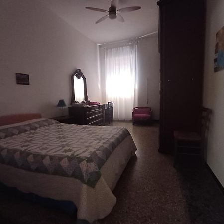 Super Central Rooms Con Uso Cucina Cagliari Kültér fotó